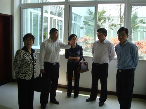 吴江市委常委,纪委书记李铭,吴江市人民政府副市长汤卫名,横扇镇党委