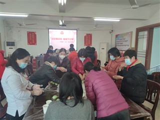“浓浓青团香  暖暖节日情”平西村“3.8”妇女节活动